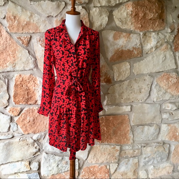 Banana Republic Dresses & Skirts - NWT Banana Republic Navy and Red Heart Print Dress